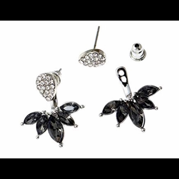 Rhinestone Bundle - Belt, Earrings and Belt - Picture 3 of 8